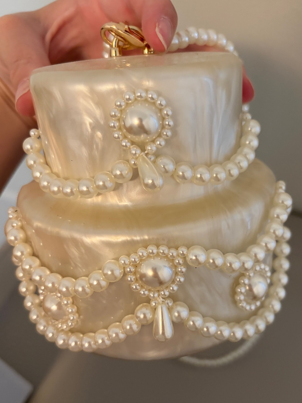 Wedding Cake Purse - Picture 2 of 4